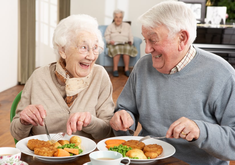 Điểm qua những món ăn dinh dưỡng để chăm sóc người già bị ốm