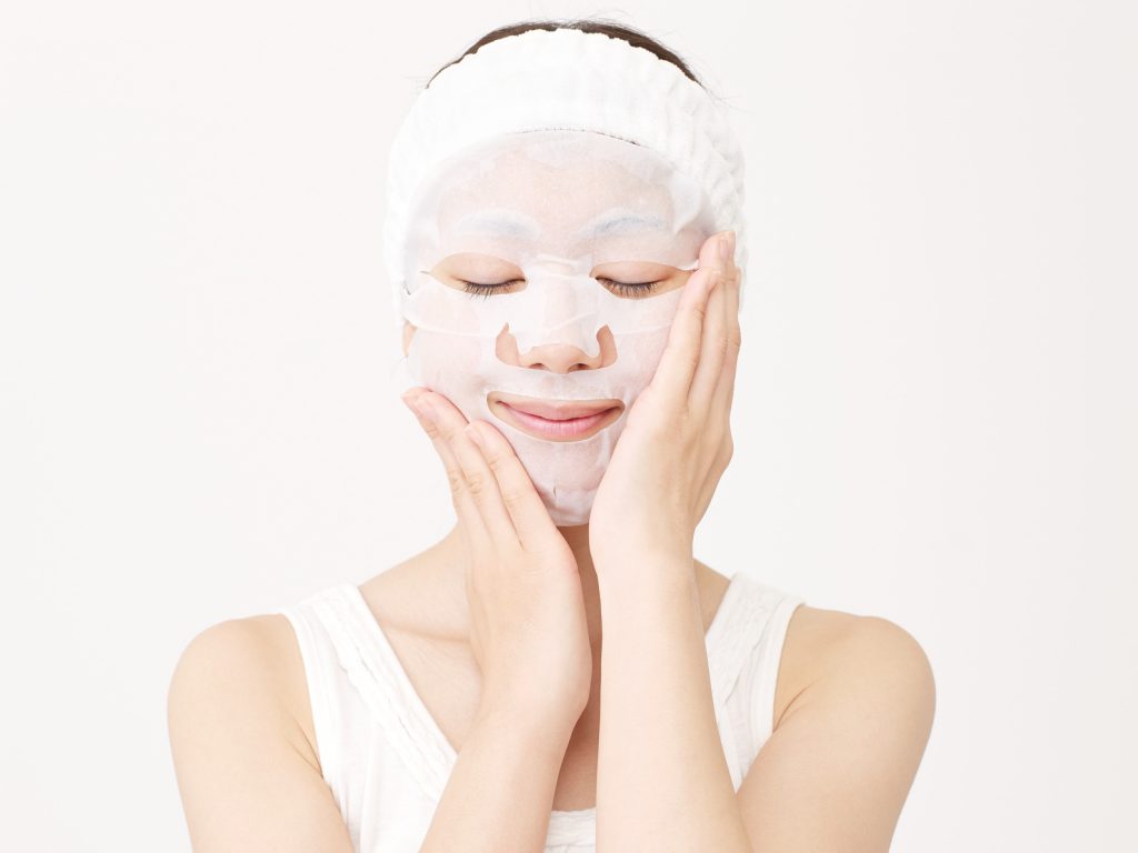 Cách xác định làn da của bạn phù hợp với loại mặt nạ giấy nào?