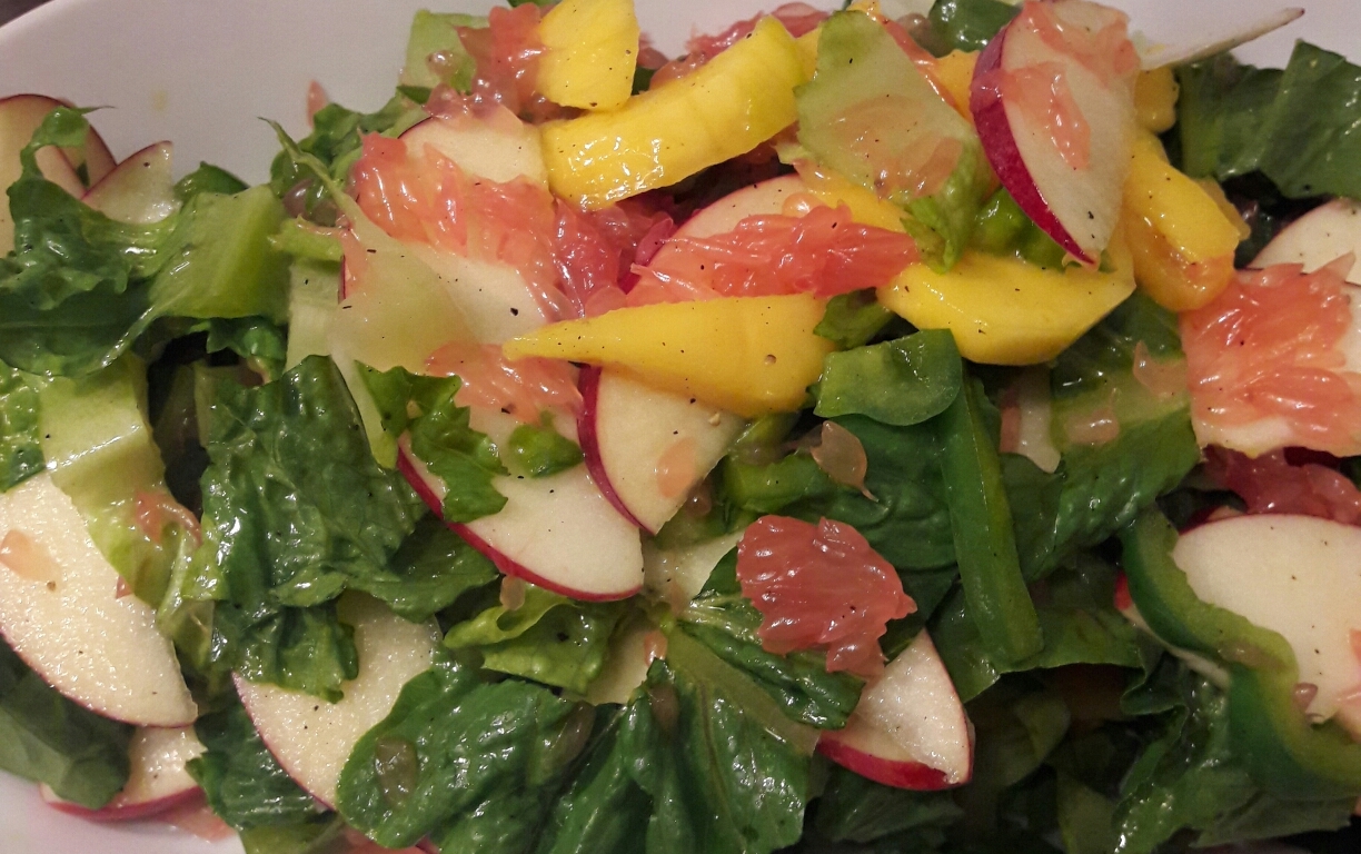 Salad hoa quả táo với bắp giúp giảm béo